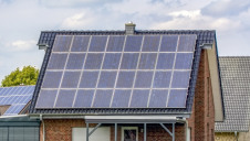 The report calls for more powers for local authorities on green buildings and the use of council and business rates to meet clean growth objectives
